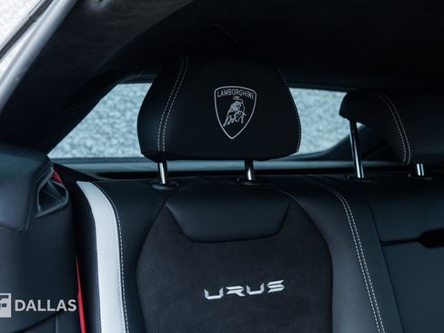Used 2024 Lamborghini Urus S AWD/4WD image 35