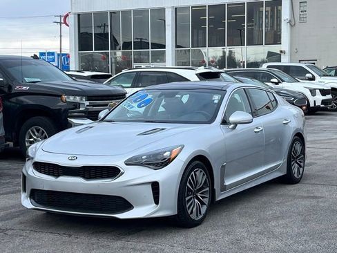 Used 2018 Kia Stinger Premium image 5