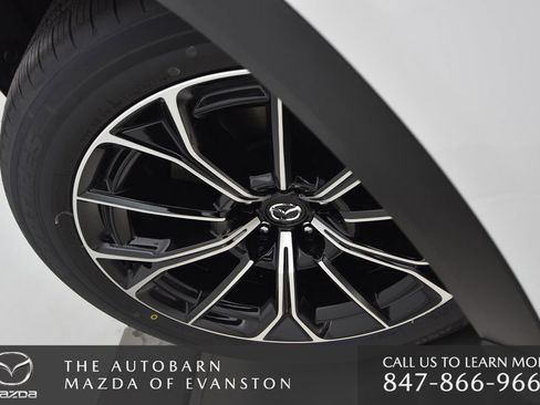 Certified 2025 MAZDA CX-70 Plug-In Hybrid w/ Premium Plus image 37