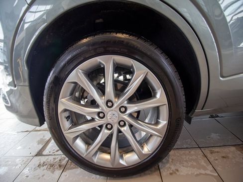 Used 2024 Buick Encore GX Avenir w/ Avenir Technology Package image 27