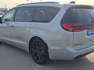 New 2026 Chrysler Pacifica Limited w/ S Appearance Package video 3