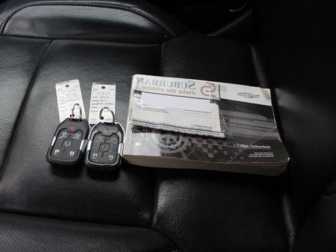 Used 2016 Chevrolet Suburban LTZ AWD/4WD image 17