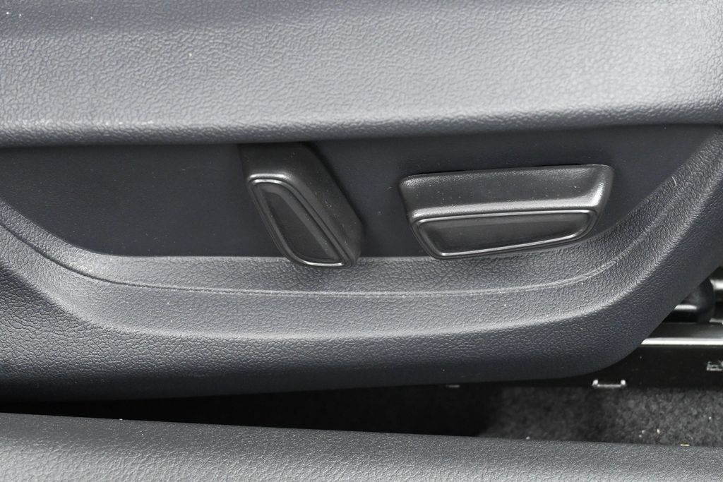 Certified 2026 Toyota Camry XSE AWD/4WD image 33