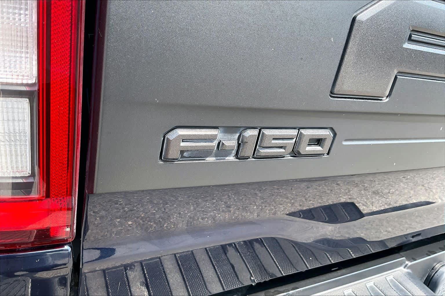 Used 2022 Ford F150 Raptor w/ Equipment Group 801A High AWD/4WD image 31