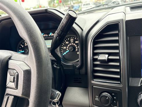 Used 2020 Ford F150 XLT image 24