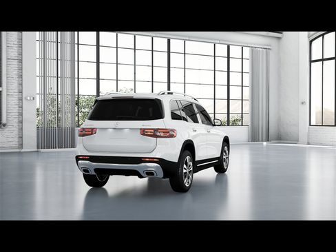 Certified 2026 Mercedes-Benz GLB 250 4MATIC image 18
