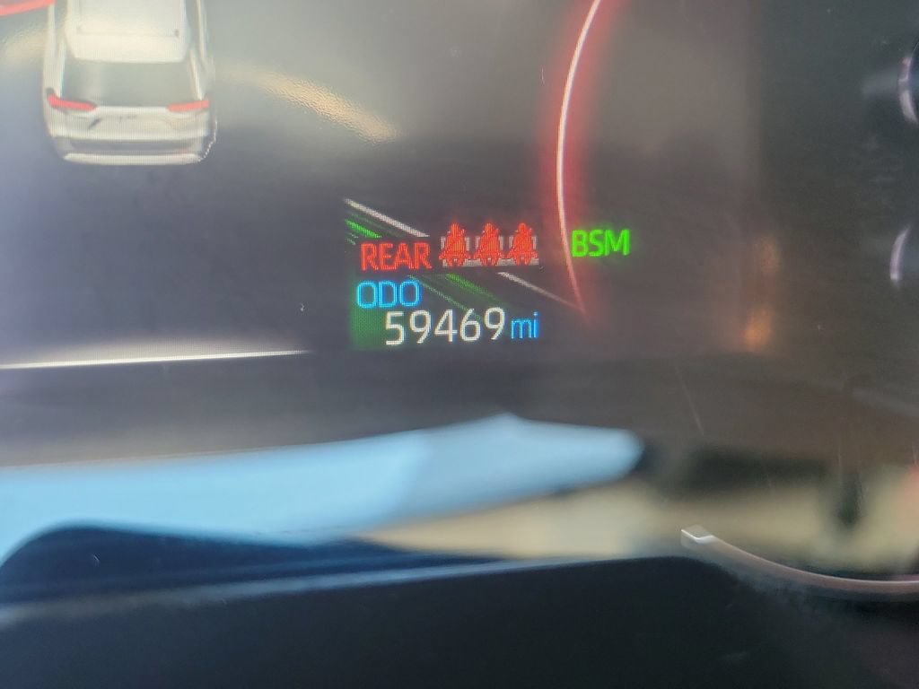 Used 2024 Toyota RAV4 XLE FWD image 30