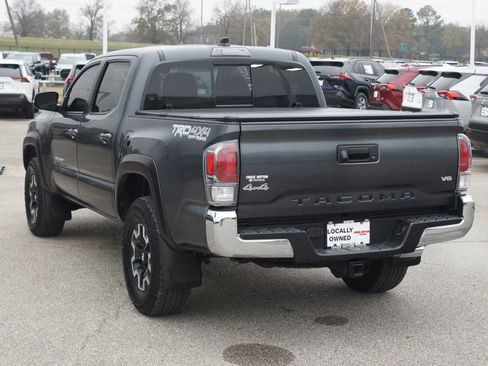 Used 2023 Toyota Tacoma TRD Off-Road image 14
