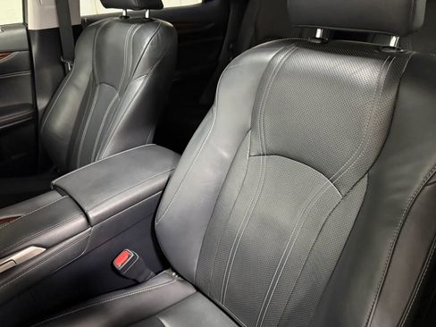 Used 2018 Lexus RX 350L AWD w/ Premium Package image 18