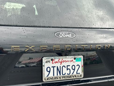 Used 2025 Ford Expedition Tremor AWD/4WD image 35