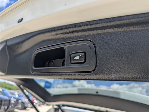 Used 2022 Honda Pilot Touring image 23