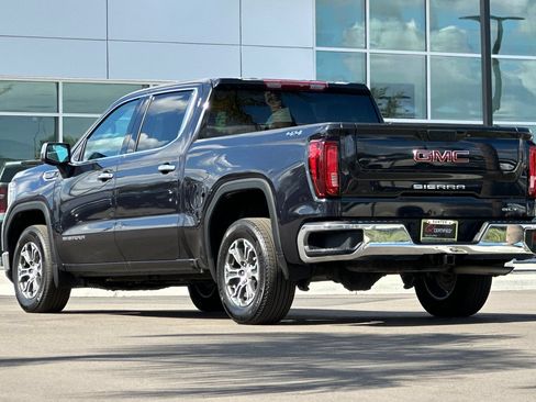 Used 2025 GMC Sierra 1500 SLT AWD/4WD image 6
