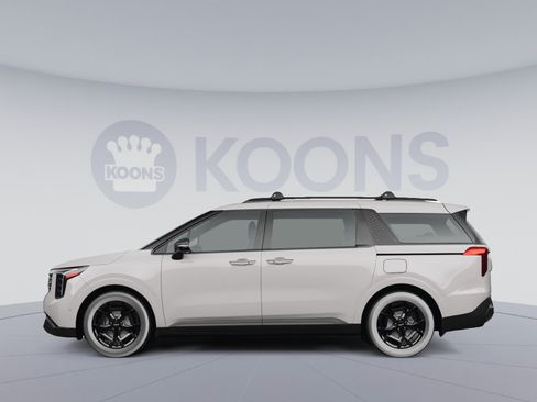 New 2026 Kia Carnival SX FWD image 2