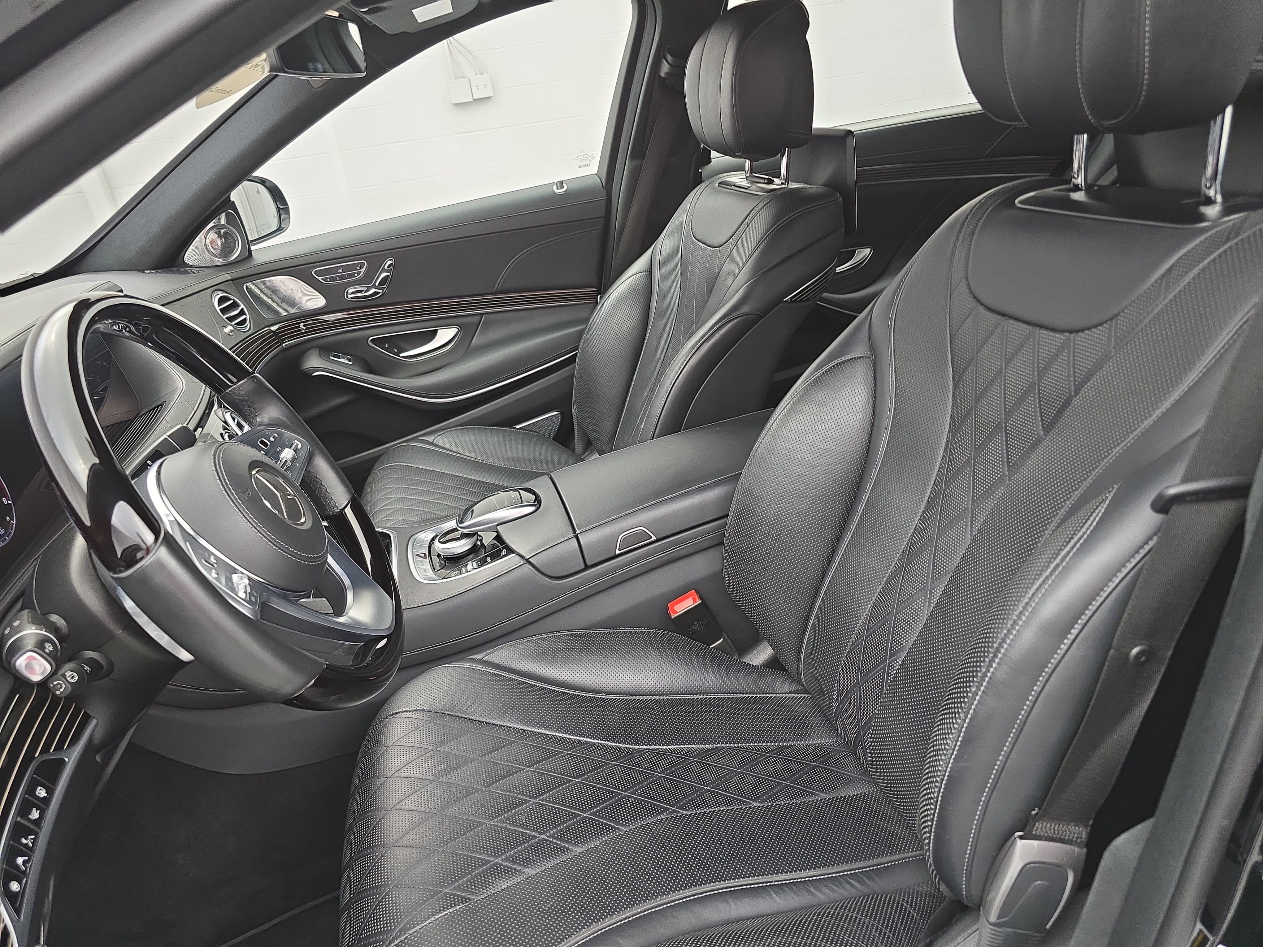 Used 2020 Mercedes-Benz S 560 Sedan image 17