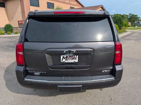 Used 2017 Chevrolet Suburban Premier image 7