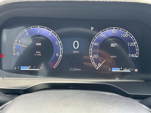 Used 2024 Jeep Grand Cherokee L Laredo RWD image 48