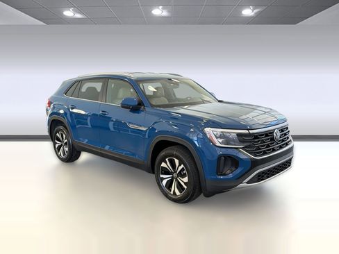New 2026 Volkswagen Atlas Cross Sport SE AWD/4WD image 7
