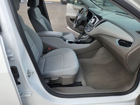Used 2020 Chevrolet Malibu LS image 20