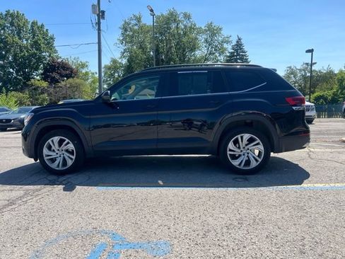 Used 2023 Volkswagen Atlas SE w/ Panoramic Sunroof Package AWD/4WD image 6
