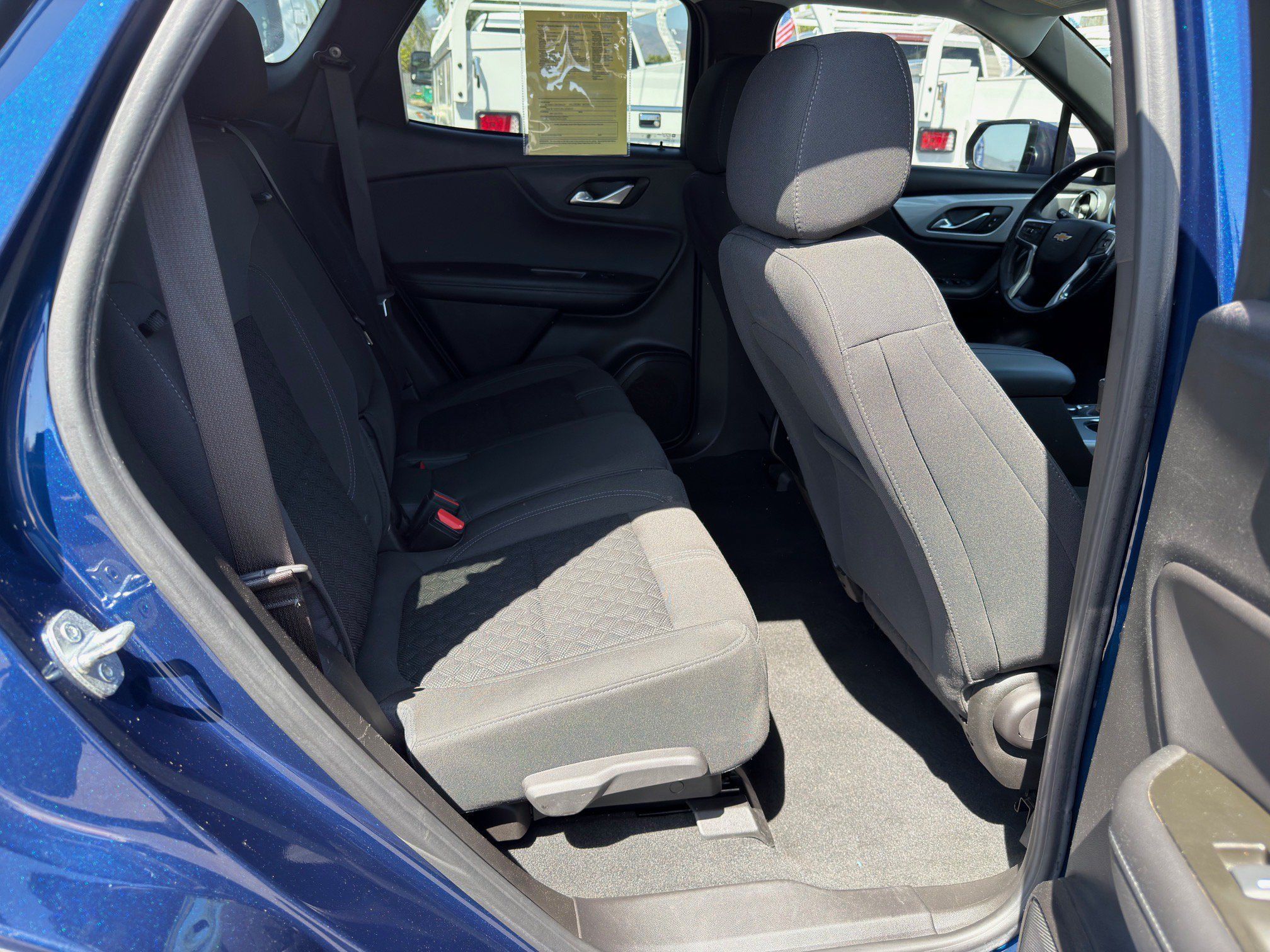 Used 2022 Chevrolet Blazer LT FWD image 12
