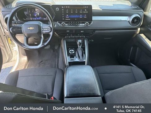 Used 2023 Chevrolet Colorado LT w/ LT Convenience Package II AWD/4WD image 17