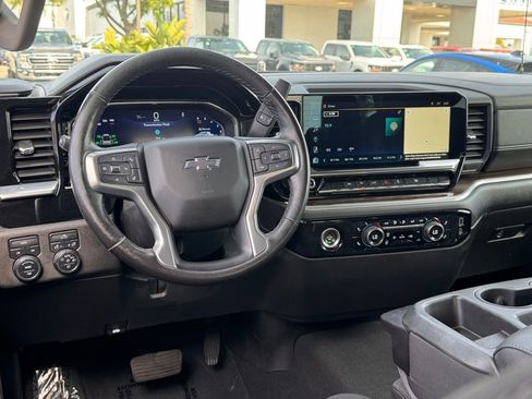 Used 2022 Chevrolet Silverado 1500 RST image 28