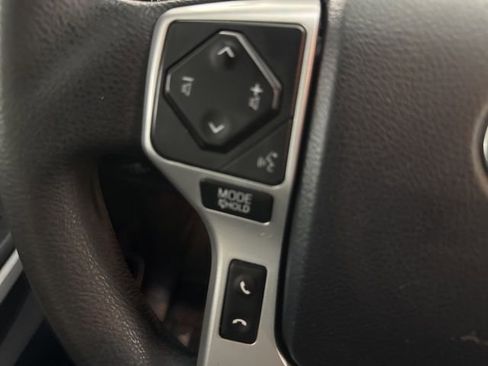 Used 2018 Toyota Tundra SR5 w/ SR5 Upgrade Package image 17