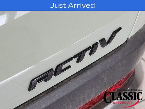 Used 2026 Chevrolet Equinox ACTIV w/ Convenience Package III FWD image 13
