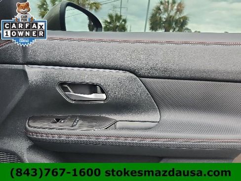 Used 2025 Nissan Kicks SR w/ SR Premium Package FWD image 24