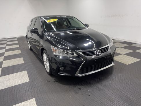 Used 2017 Lexus CT 200h w/ Accessory Package 2 image 6