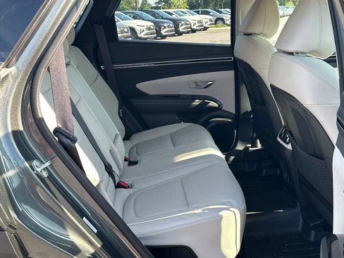 Certified 2023 Hyundai Tucson Limited AWD/4WD image 16