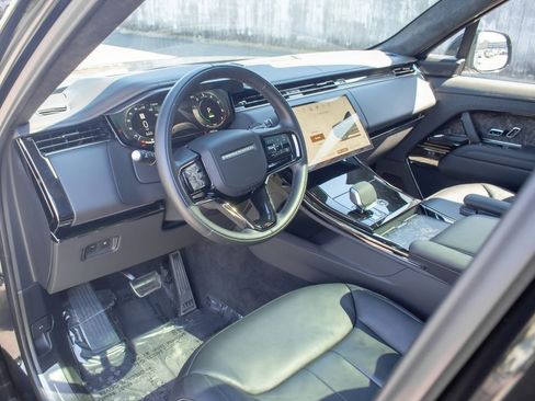Used 2025 Land Rover Range Rover Sport Autobiography image 12