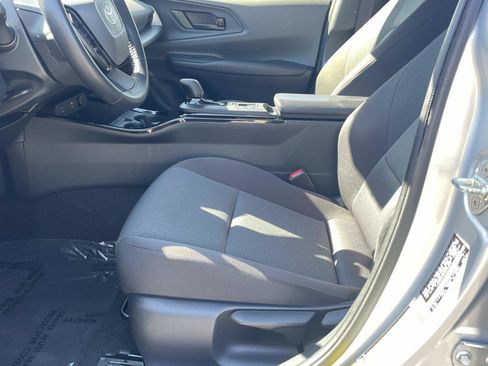 Used 2024 Toyota Prius LE image 13