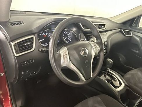 Used 2015 Nissan Rogue SV AWD/4WD image 14