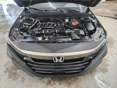 Used 2018 Honda Accord Sport image 30