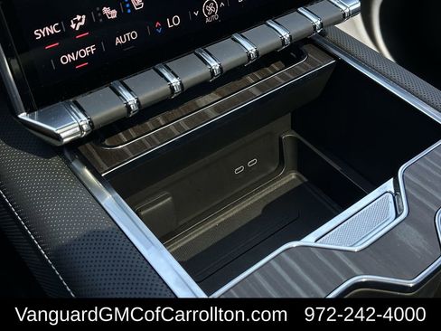 Used 2025 GMC Sierra EV Denali image 22