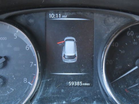 Used 2017 Nissan Rogue S AWD/4WD image 25