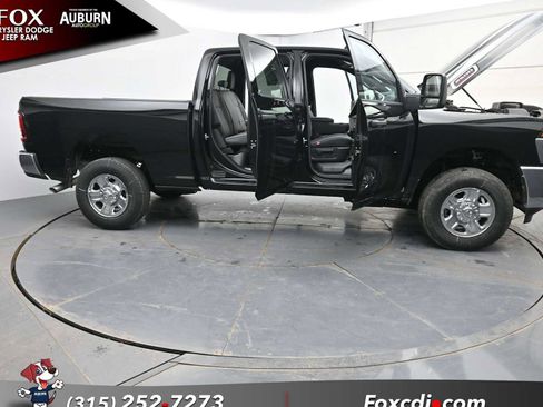 New 2026 RAM 2500 Tradesman w/ Chrome Appearance Group image 38