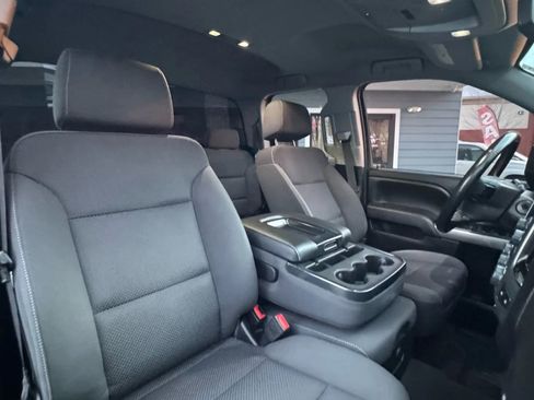 Used 2018 Chevrolet Silverado 1500 LT w/ All Star Edition image 30