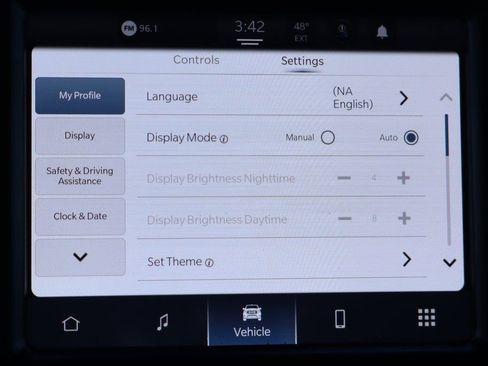 Used 2024 RAM 2500 Tradesman w/ Chrome Appearance Group image 29