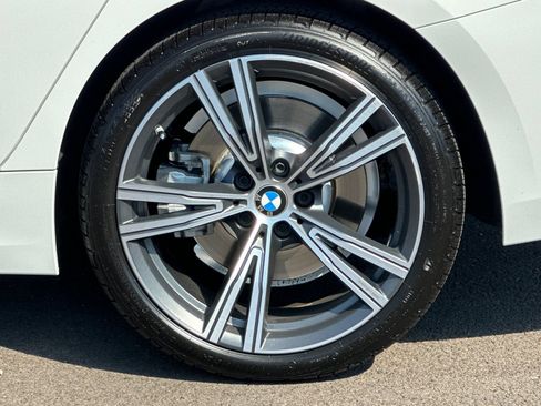 Used 2024 BMW 330i xDrive Sedan w/ Convenience Package AWD/4WD image 25