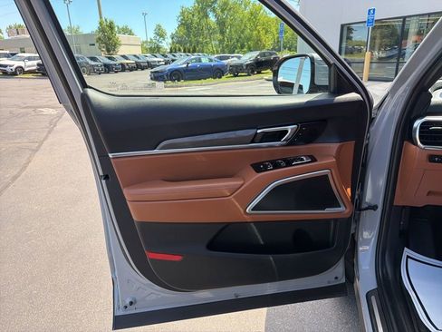 Certified 2025 Kia Telluride SX Prestige X-Line AWD/4WD image 27