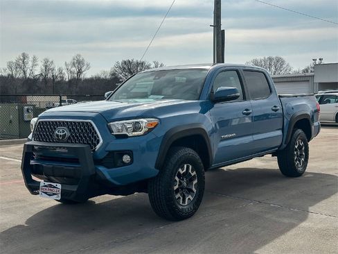 Used 2019 Toyota Tacoma TRD Off-Road image 7