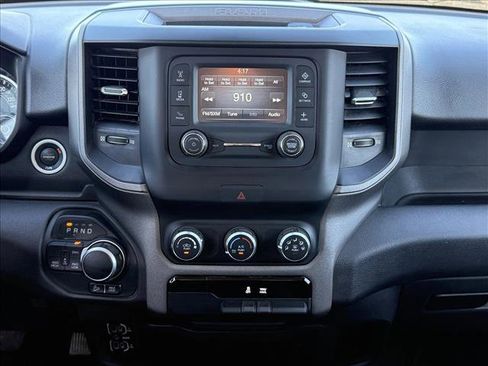 Used 2019 RAM 1500 Tradesman AWD/4WD image 17