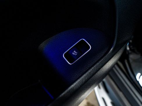 Used 2024 Mercedes-Benz GLS 63 AMG GLS 63 AMG image 37