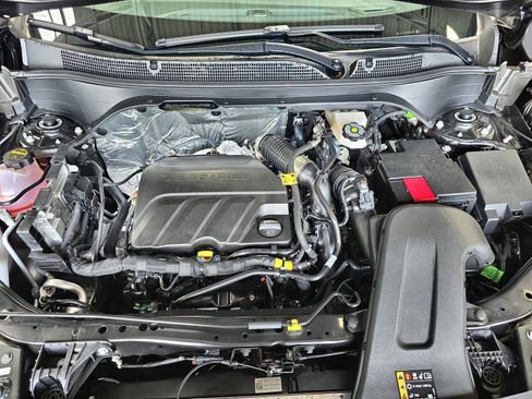 New 2026 Chevrolet Trax RS FWD image 35