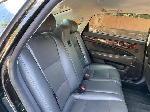 Used 2015 Hyundai Equus Signature image 41