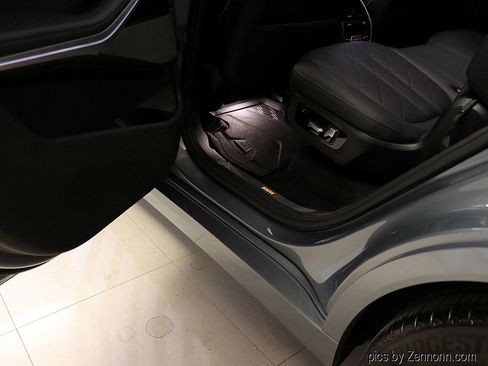 Certified 2023 BMW X7 xDrive40i w/ Premium Package image 32