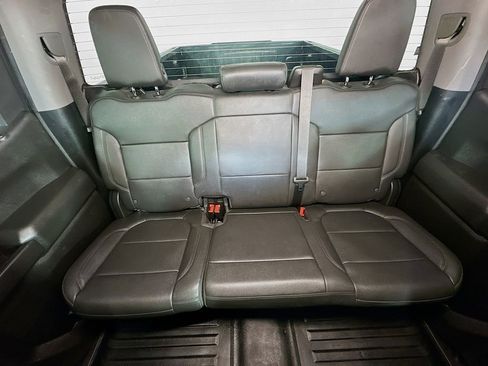 Used 2021 GMC Sierra 1500 4x4 Crew Cab w/ Sierra Value Package image 13