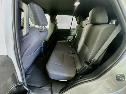 Used 2026 Toyota 4Runner SR5 AWD/4WD image 28